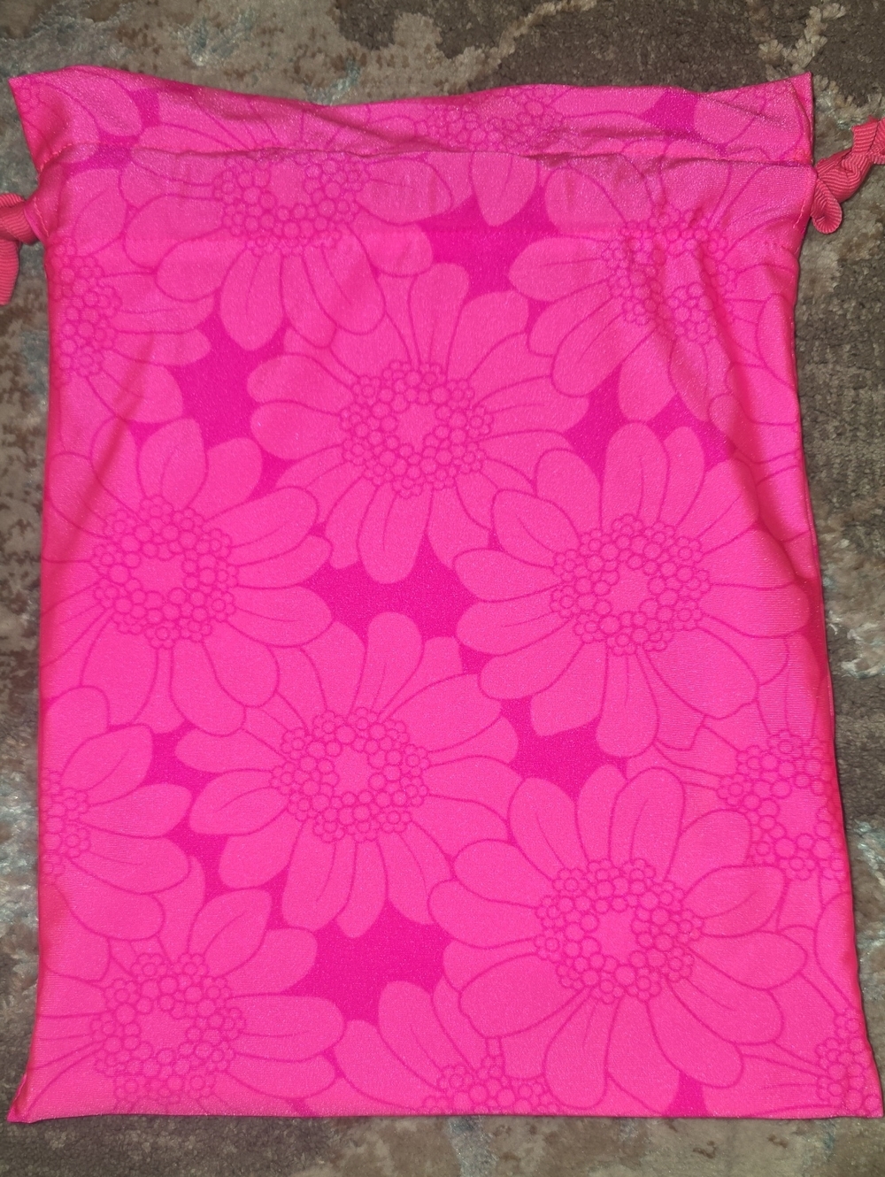 Pitaya floral Bathing suit travel bag - Picture 3 of 3